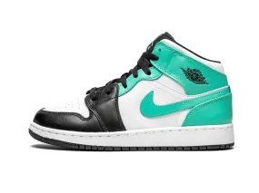 Nike Air Jordan 1 Mid "Igloo"