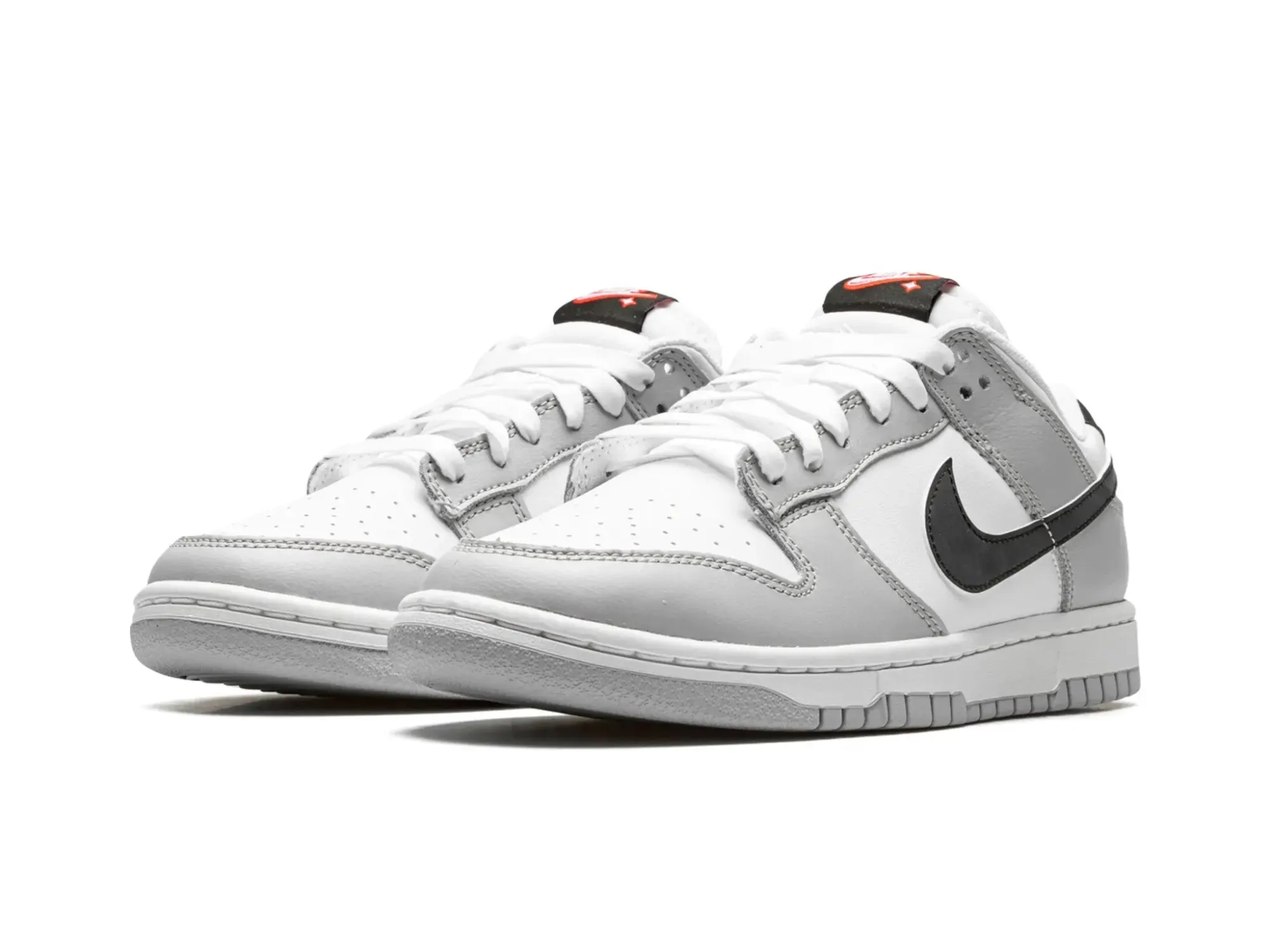 Nike Dunk Low SE "Jackpot"